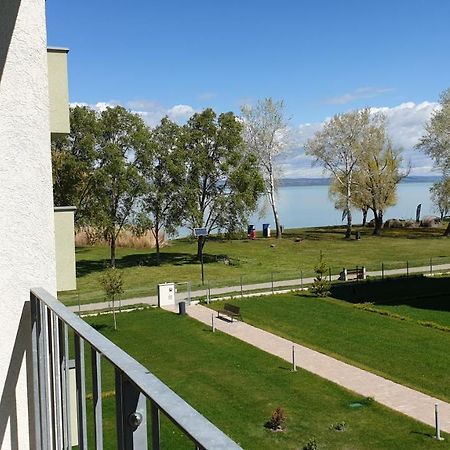 Lelle Resort B20 Balatonlelle Exterior foto