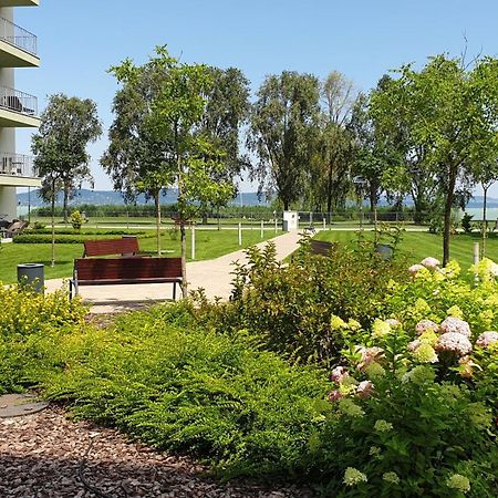Lelle Resort B20 Balatonlelle Exterior foto