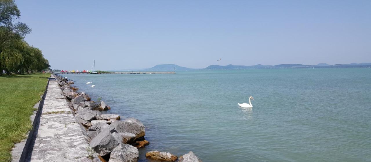 Lelle Resort B20 Balatonlelle Exterior foto